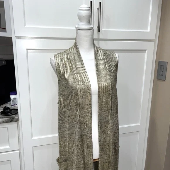 Expresso Long Gold Shine Vest with Pockets 97% Poly 3% Spandex Med or Large - Picture 12 of 16